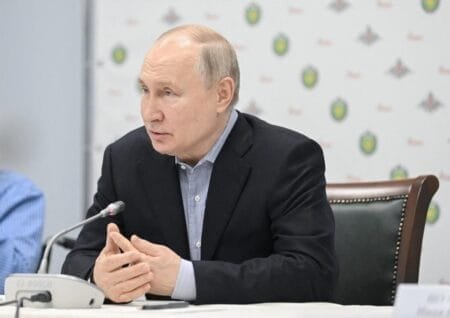 russian president vladimir putin meets 743022932345274360444212339jpg