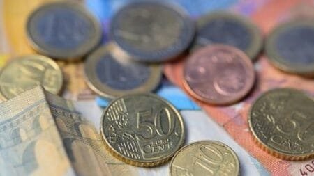 Some Ukrainians will see their welfare payments cut from from €232 a week to €38.80