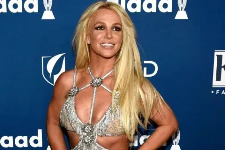 The star will pay her father’s legal bills following the settlement, estimated to be $2 million (Picture: Chris Pizzello/Invision/AP, File)