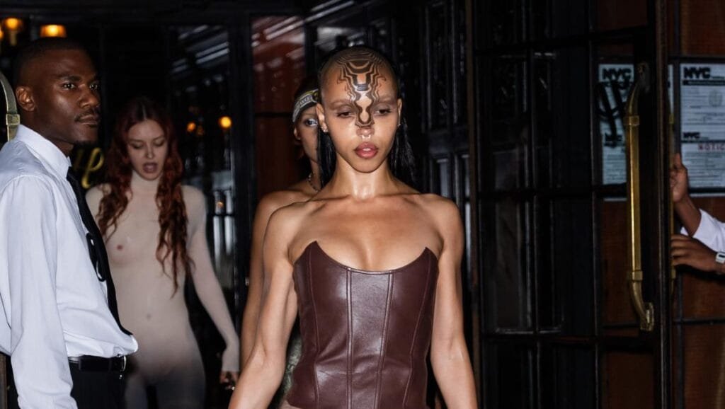 FKA Twigs M10news