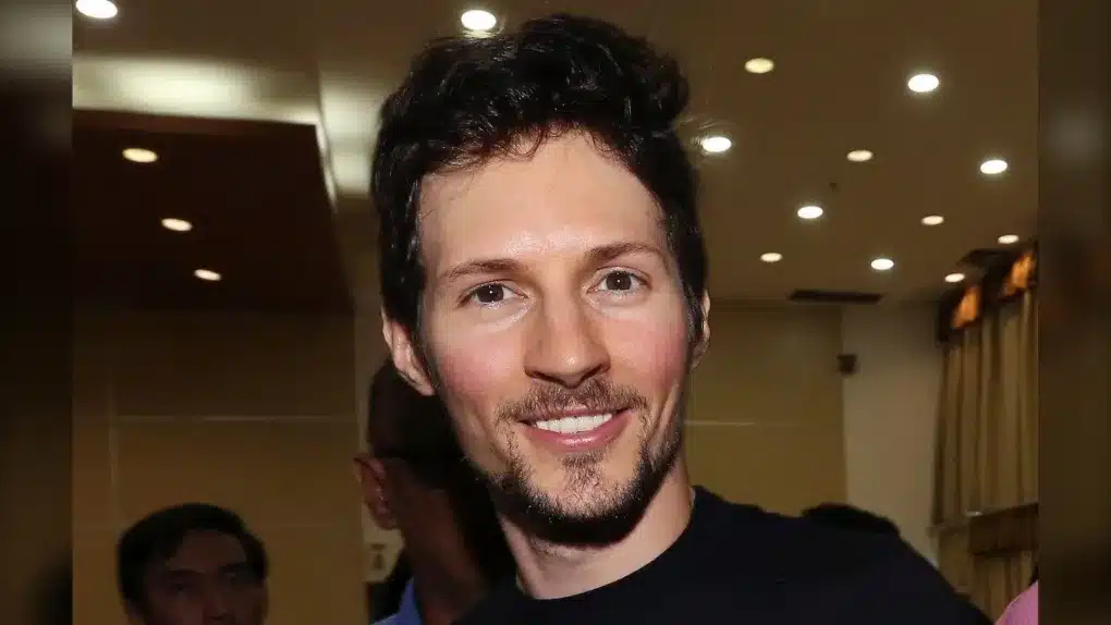 Telegram co founder Pavel Durov centre smiles following his meeting with Indonesian Communication and Information Minister Rudiantara in Jakarta Indonesia on Aug 1 2017