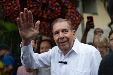 Former Venezuelan presidential candidate Edmundo González has fled to Spain for asylum