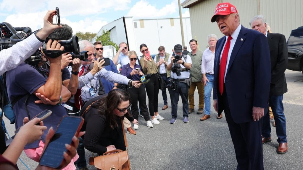 Helen Trump Visits Georgia Hurricane Site M10news