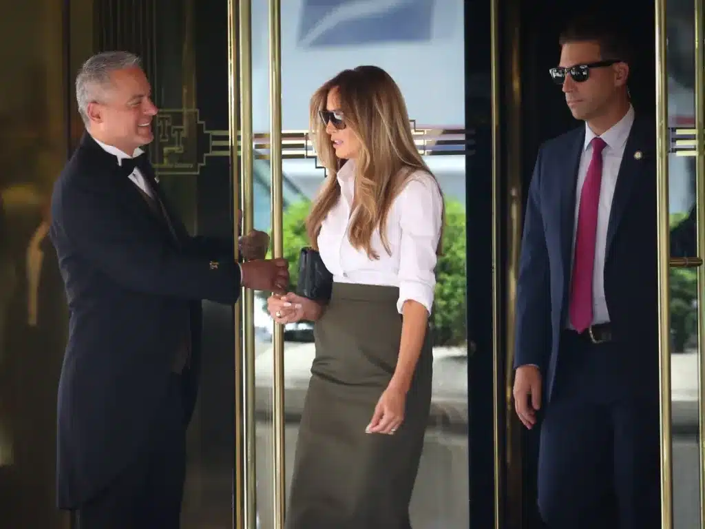 Melania Trump M10news