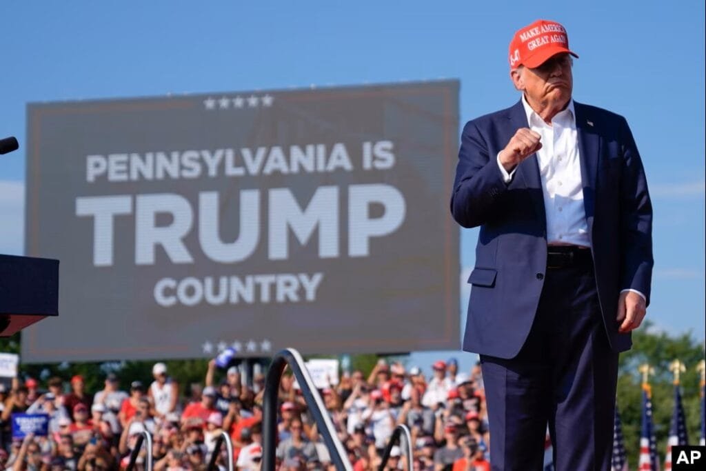 Republican presidential candidate and former President Donald Trump arrives for a campaign rally on July 13 in Butler Pennsylvania - M10news