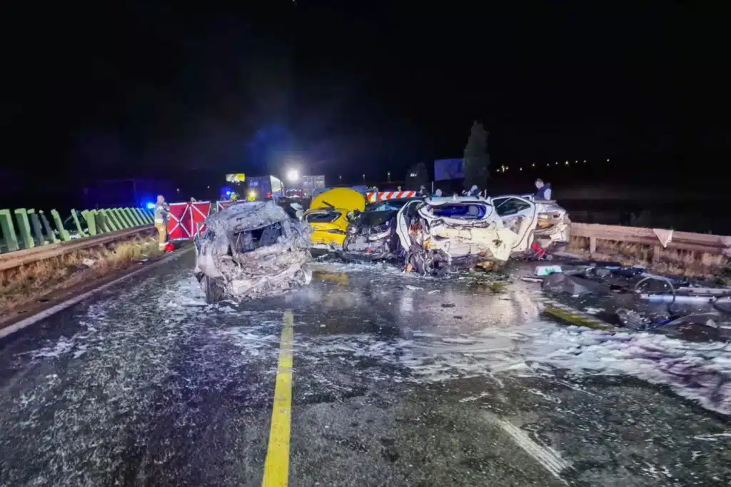 The site of the crash involving 18 cars and 3 lorries on the S7 expressway towards Gdynia, between Lipce and Gdańsk, October 19, 2024.Photo: PAP