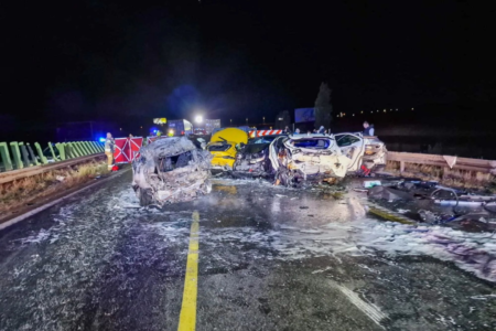 The site of the crash involving 18 cars and 3 lorries on the S7 expressway towards Gdynia, between Lipce and Gdańsk, October 19, 2024.Photo: PAP