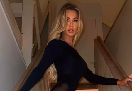 Christine McGuinness looks incredible as she stripped off to a pair of sheer tights - M10news