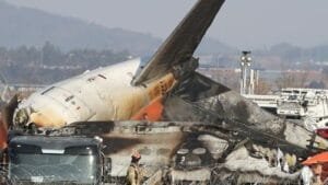 The Jeju Air plane landed on its belly without wheels at Muan International Airport