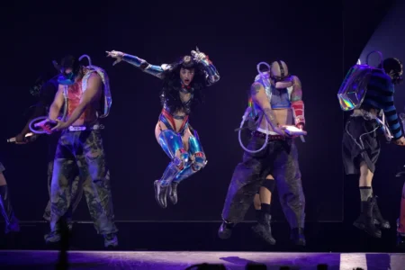Social media users attacked Perry’s lack of energy and cringeworthy choreography.