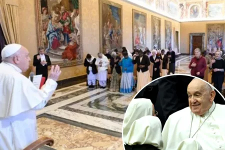 Pope Francis meets with nuns at the Union of St. Catherine of Siena of the Missionaries of the School.Vatican Media